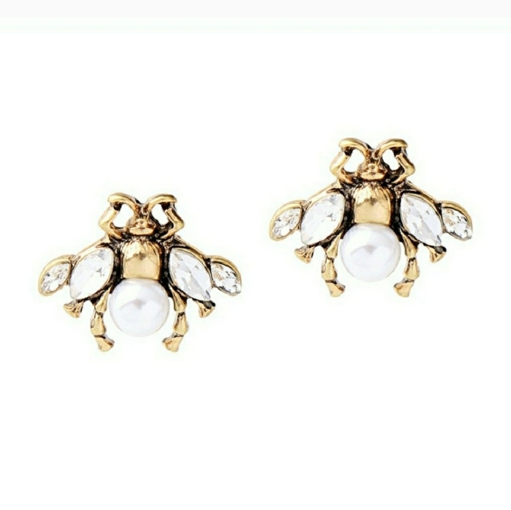 Only one left !!! Bee pearl earrings new - Picture 1 of 4